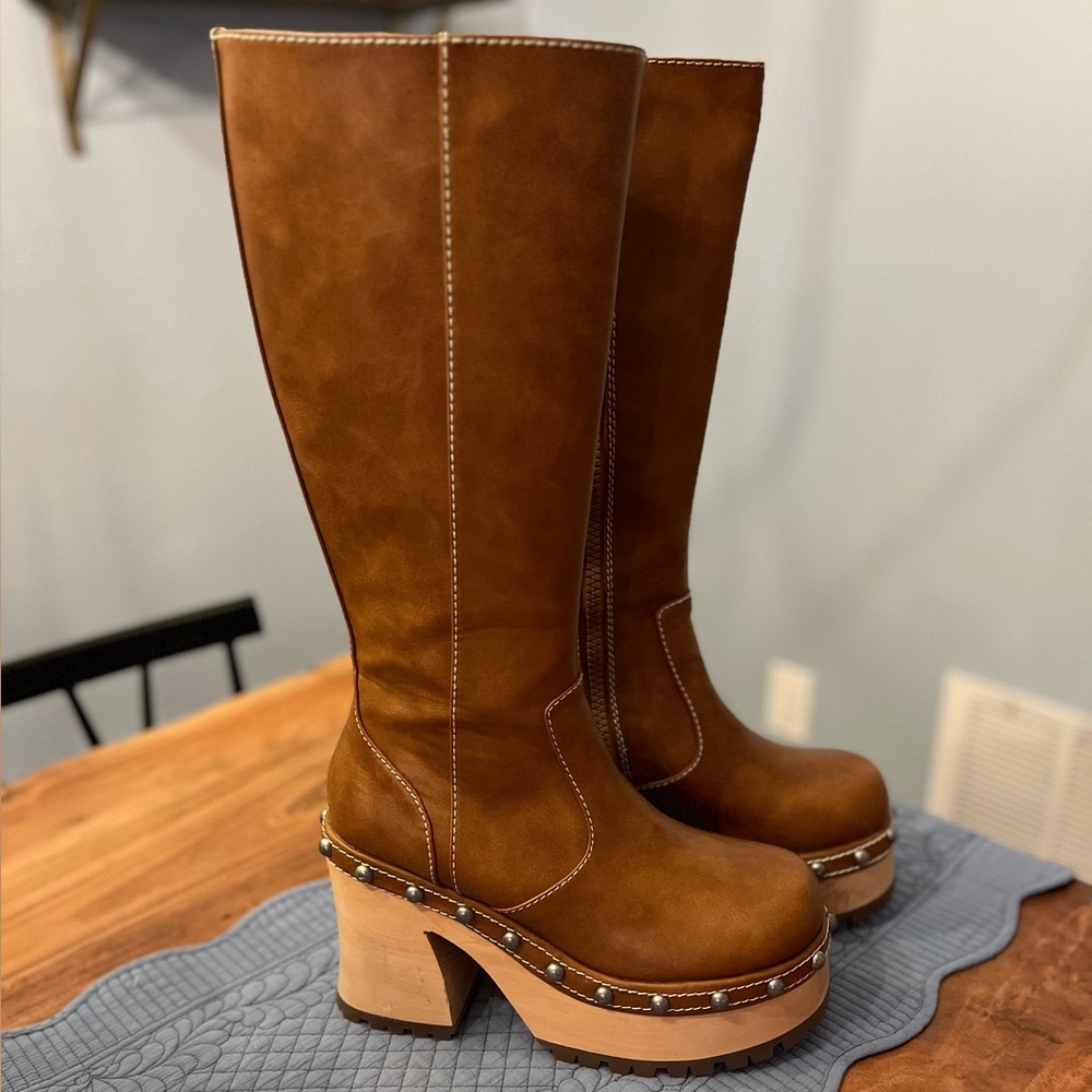 Groovy, NWOT, Brown Knee-High Vegan Leather Boots